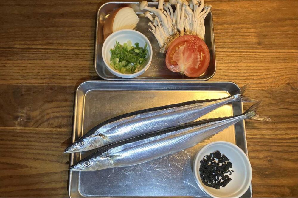 発酵食品腸活レシピ「さんまのわかめ蒸しトマキムチソース」